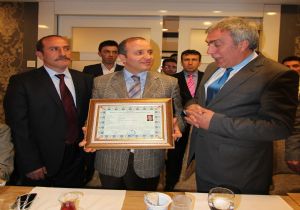 Küçüklere  Mobilyacı sertifikası